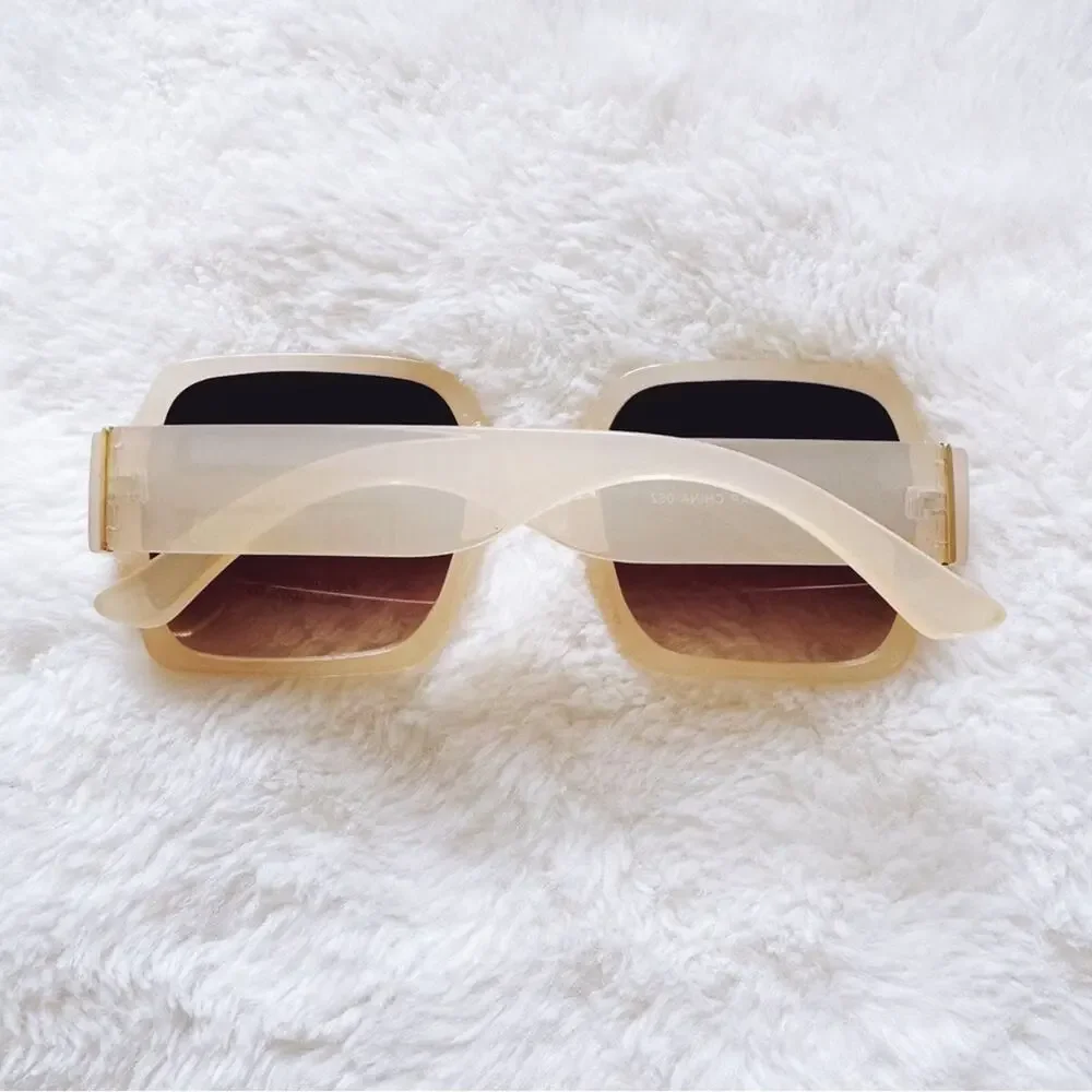 Layla Clear Beige Sleek Square Sunglasses